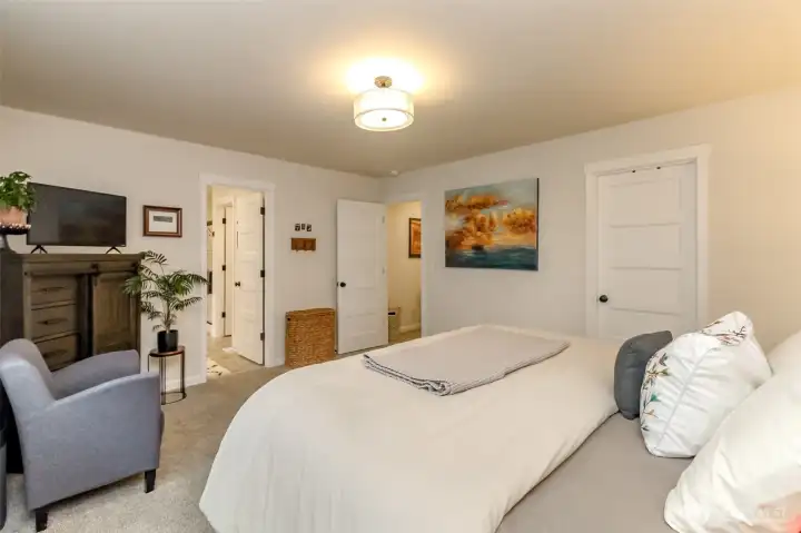 Spacious primary with walk in closet