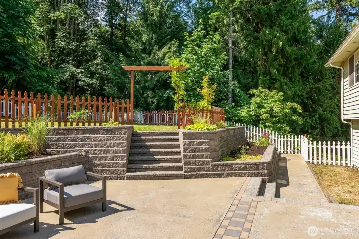 This patio is made for entertaining!