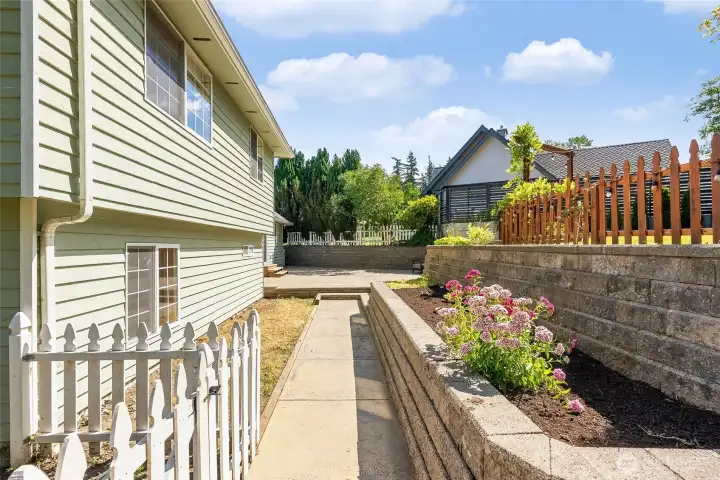 Terraced garden beds