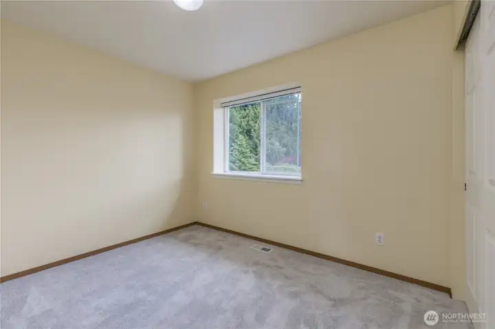 Fifth bedroom