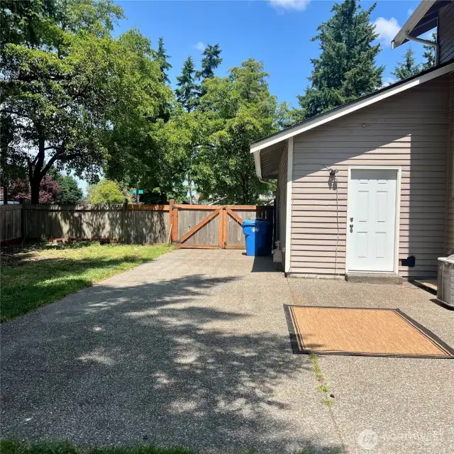 RV/Boat parking