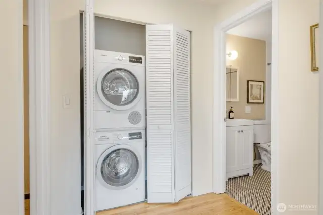 In-unit washer/dryer