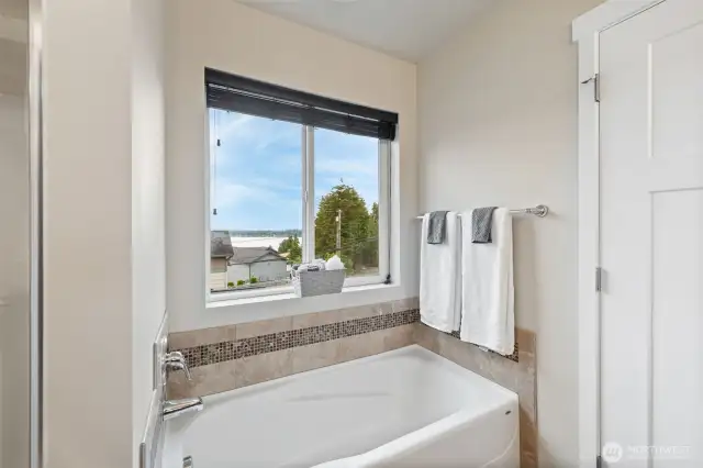 Soaking Tub with LAKE VIEW.