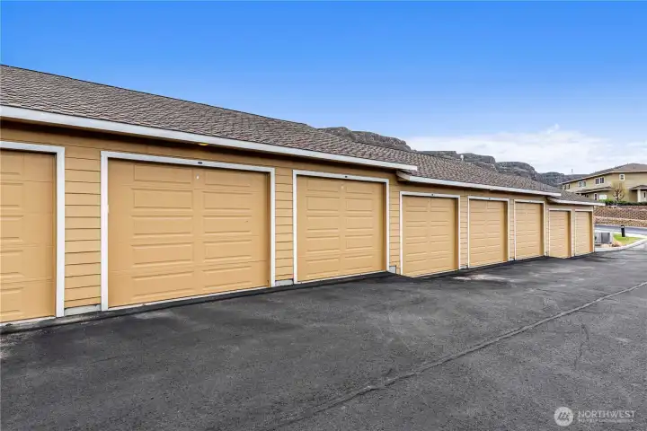 Garage Unit G91 - Walking distance to home.