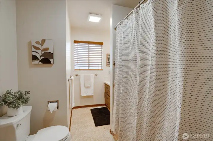 Main Floor Full Bath