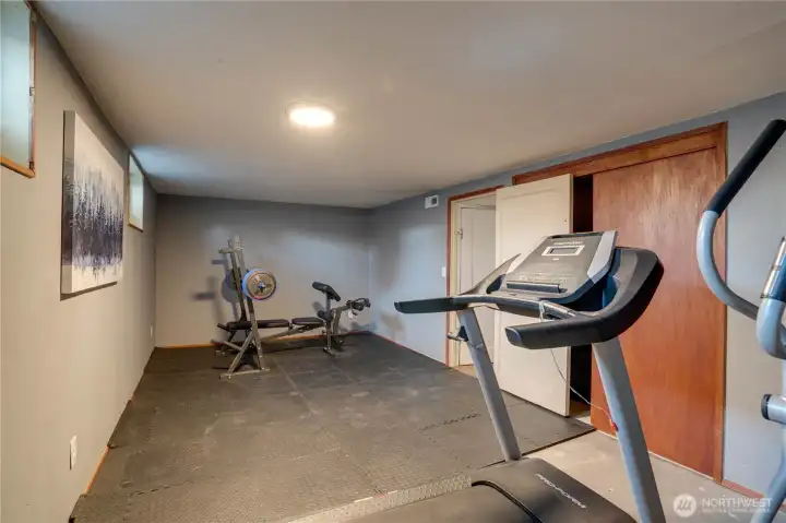 4th bedroom but non-conforming egress