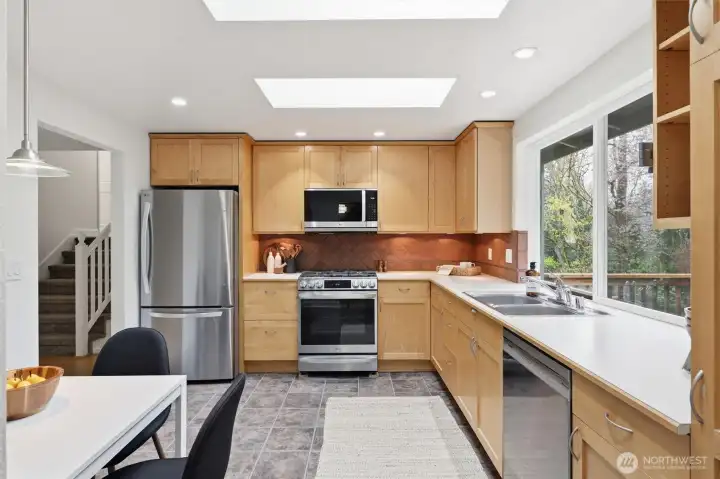 New stainless appliances were installed in 2025.