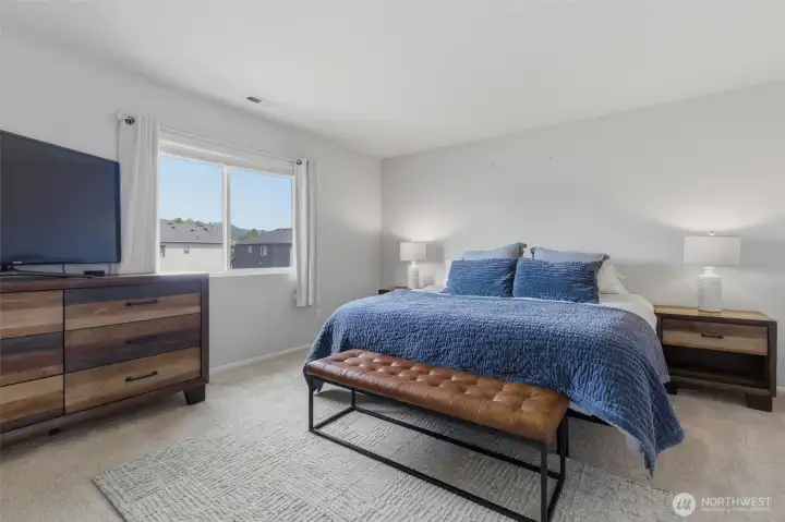 Spacious primary bedroom.