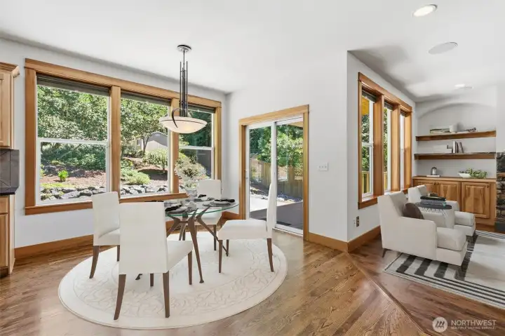 CASUAL DINING AREA W/ PERFECT ACCESS TO FAMILY ROOM AND GOURMET KITCHEN.