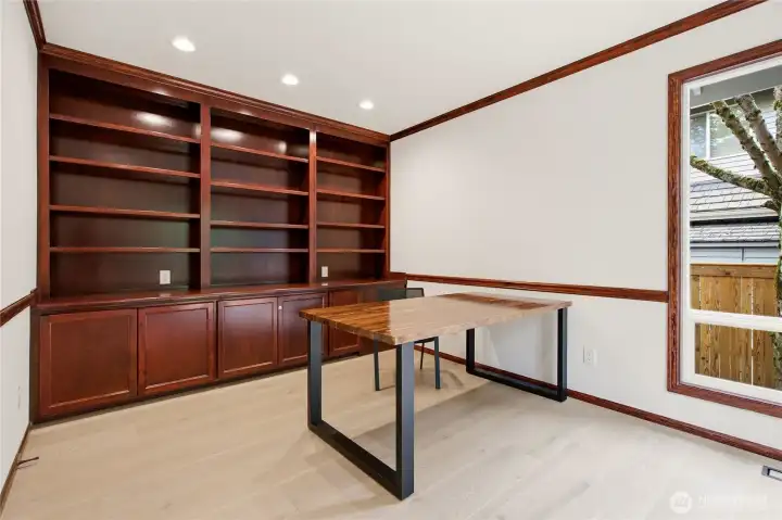 Main floor bedroom/office