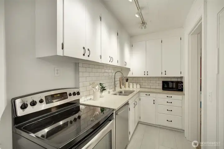 Nice updated kitchen with subway tile backsplash Nice updated kitchen with subway tile backsplash