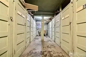 Large storage unit in lower level Large storage unit in lower level