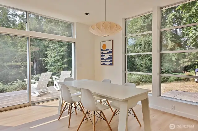 Look at all the natural light!