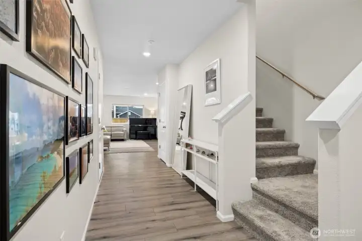 Entryway space with 9ft celings