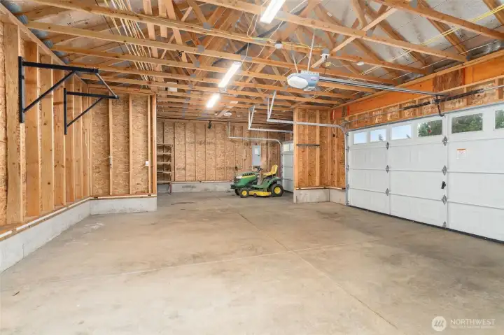 3 car garage