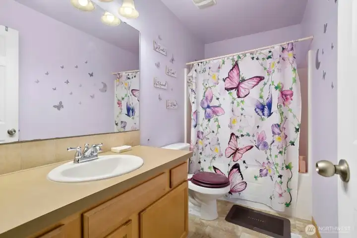 Full Bathroom