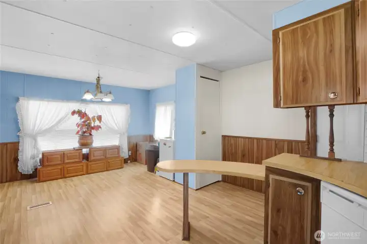 There are extra cupboards you can use for storage, or move them. There are extra cupboards you can use for storage, or move them.