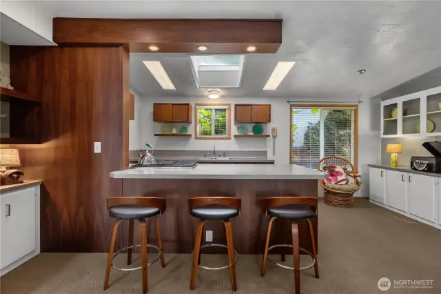 Allow guests or friends to eat in this serene space.
