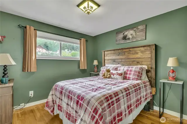 3 bedrooms on the main
