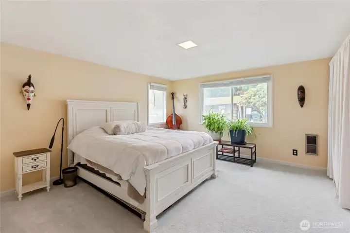 Primary bedroom - light and bright and roomy