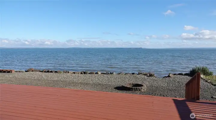Wide open views along this bulkheaded property.