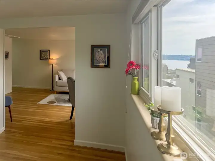 The bedroom window also features peek-a-boo bay view.