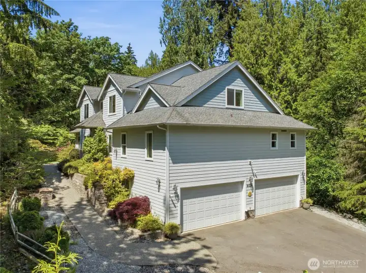 6-car garage