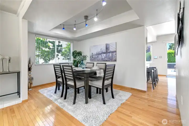 Hardwood flooring throughout + new LED lighting. Hardwood flooring throughout + new LED lighting.