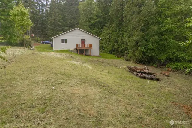 Got space? This 1.17-acre lot has room for all your dreams to stretch out and play! ???