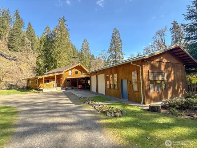 2-bay Shop & Guest Quarters