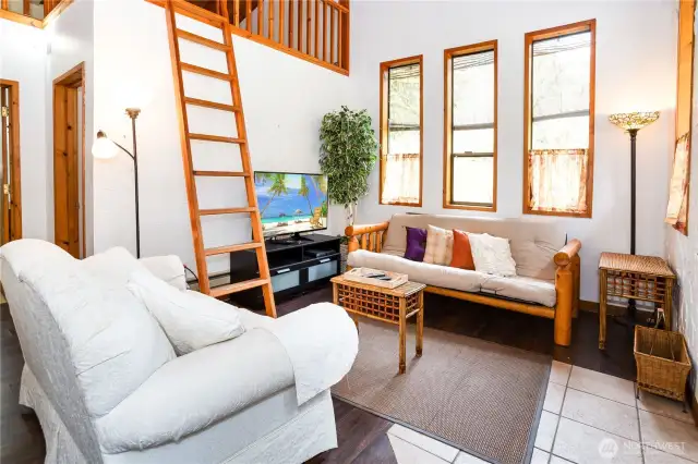 Guest Quarters - Living Room