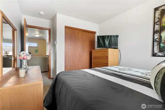 2nd Bedroom