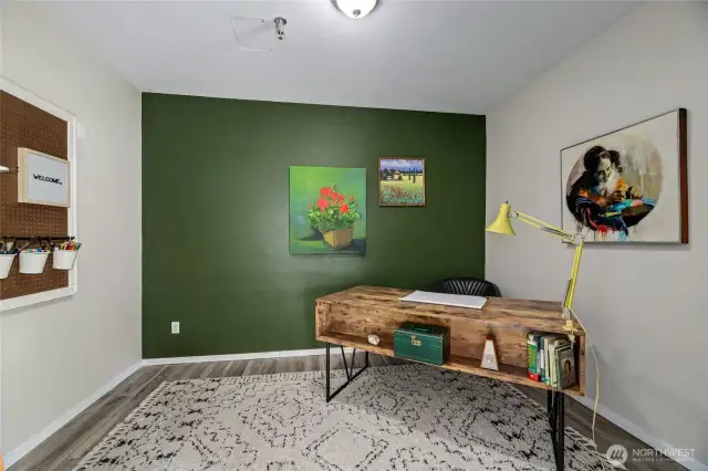 Office / Den / Flex Room      Glass pane entrance door  For a multitude of uses