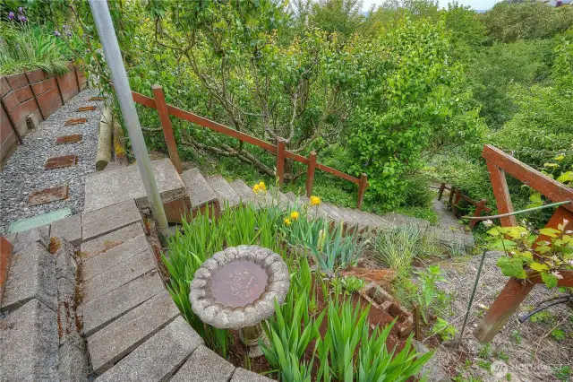 You can go straight or down the stairs to the 2nd level of the garden