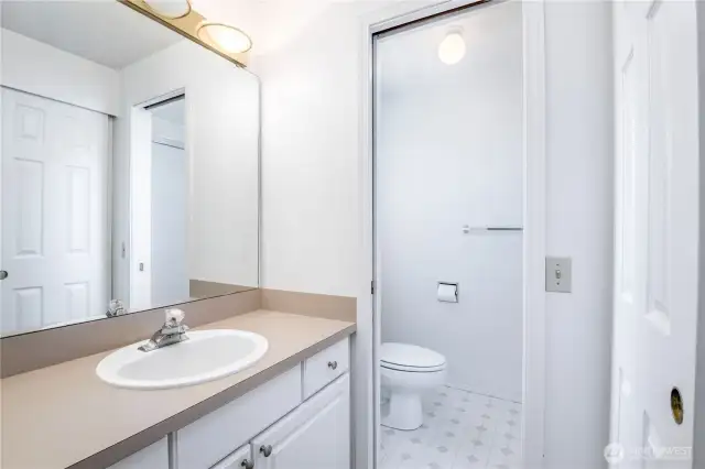 Primary 3/4 bathroom