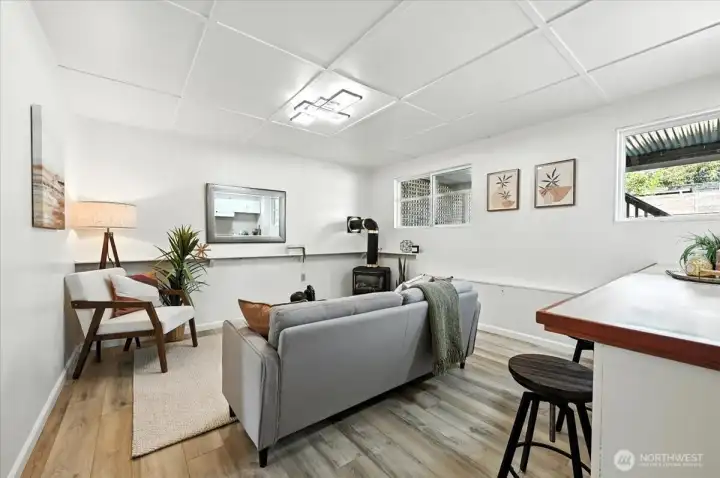 Mother-in-law or guest quarters with its own living room.