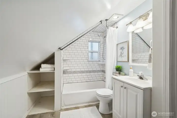 Full bathroom upstairs