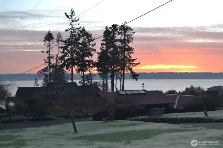 Start each day watching Puget Sound come to life, and take a stroll down the paved access to watch the sunrise.