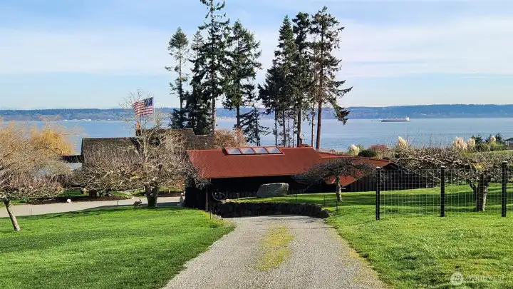 From the entry driveway on the upper lot, you get a great idea of what this view property is all about!