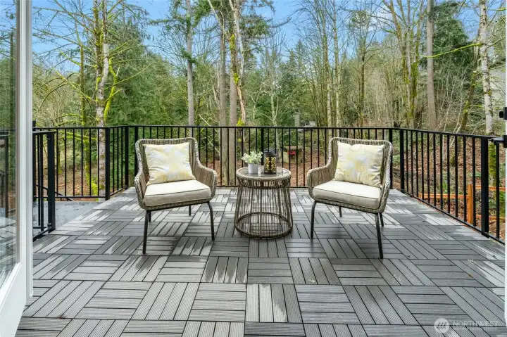 Main floor Deck / Patio