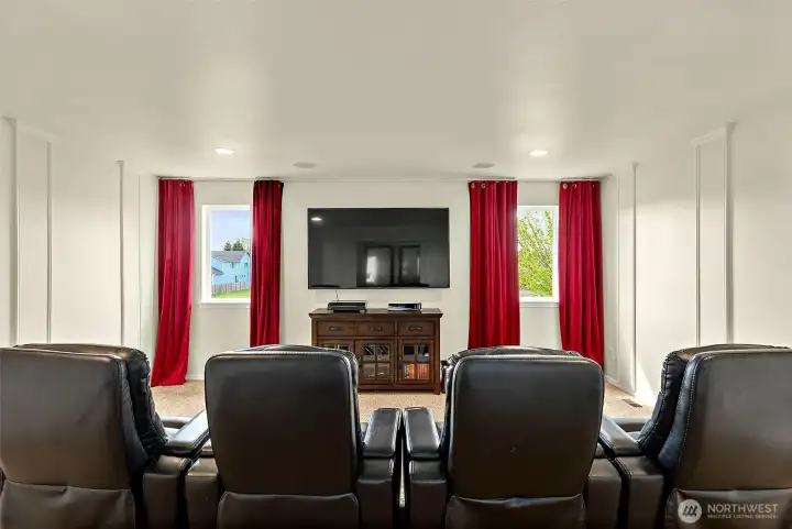 FLEX bonus rm - 5th bdrm