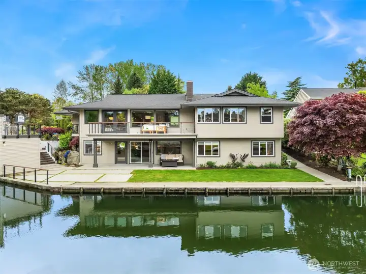 Clean lines and thoughtful design define the waterside presence—where architecture, landscape, and lifestyle align with precision.