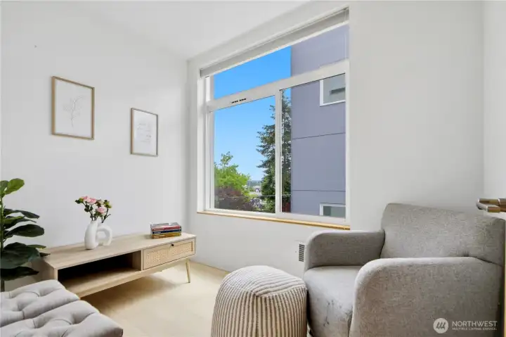Office/Den/Bonus room