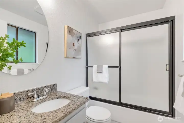 Ensuite bath