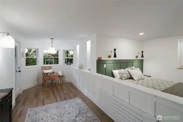 Lower level mother-in-law suite with private entrance. Lower level mother-in-law suite with private entrance.