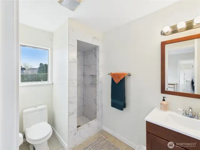 3/4 Bathroom