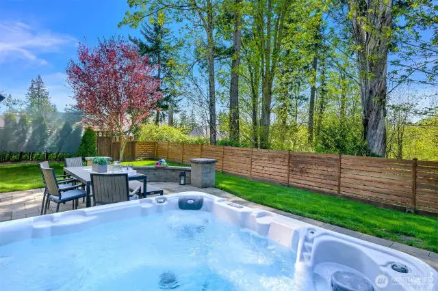 Private backyard backing to a large greenbelt