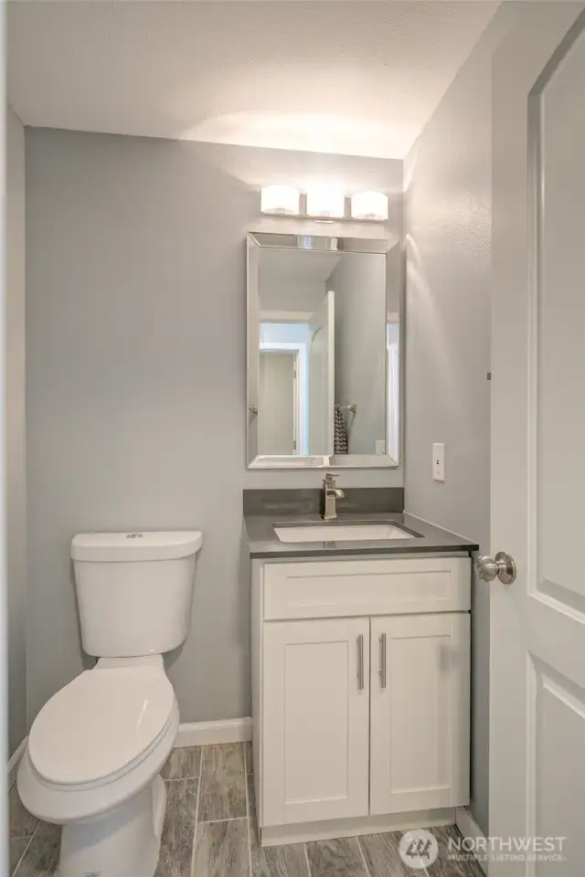 Guest 1/2 Bath Downstairs