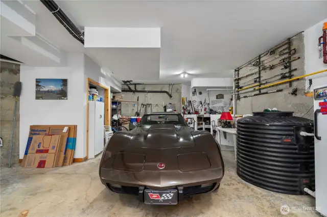 9-foot ceilings, Sheet rocked and trimmed windows