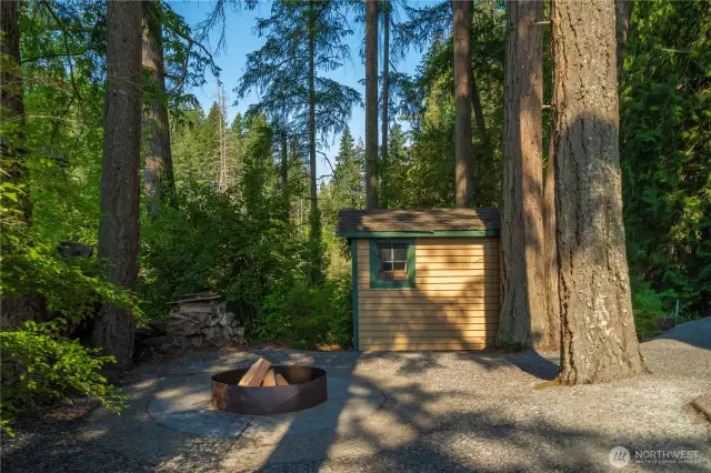Fire pit